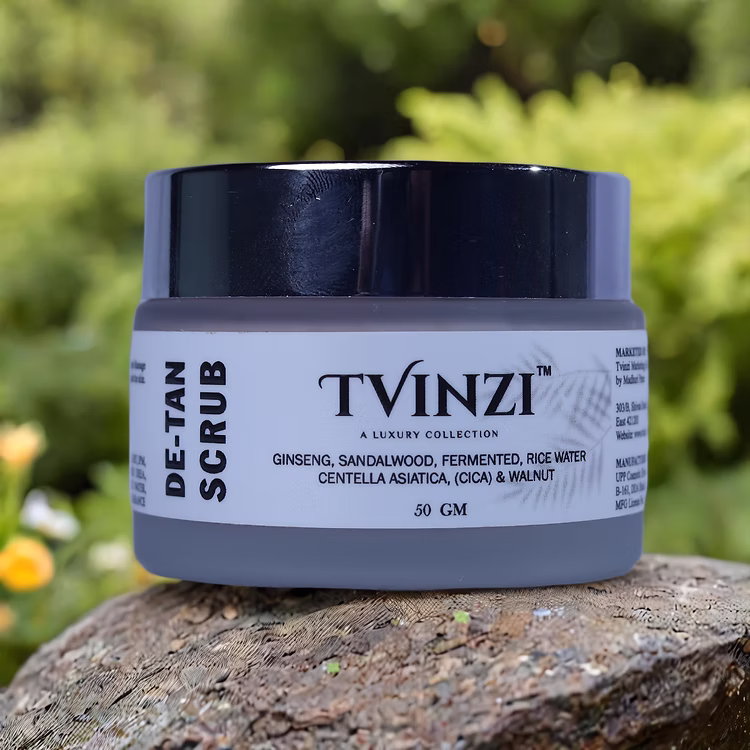 Tvinzi De-Tan Scrub
